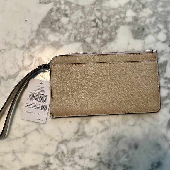 KATE SPADE WRISTLET - Picture 2 of 2